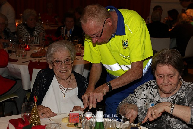 20151220 eetmetjehart kerstdiner2015 frans versteden fotografie tilburginbeeld FRVE9836.jpg